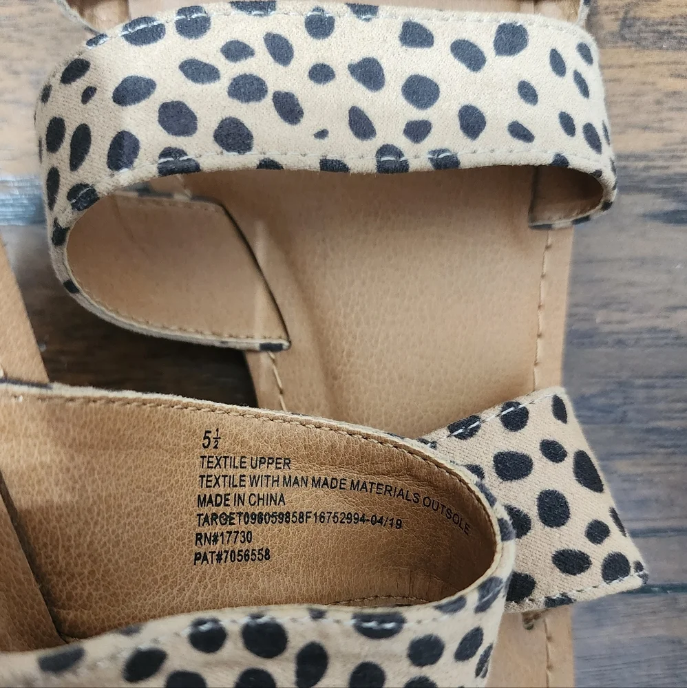 Universal Thread Leopard Print Sandals - Picture 3 of 4